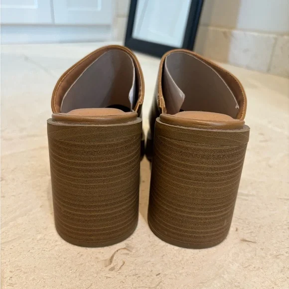 Universal Thread Block Heel Mule - size 8 - Picture 7 of 10